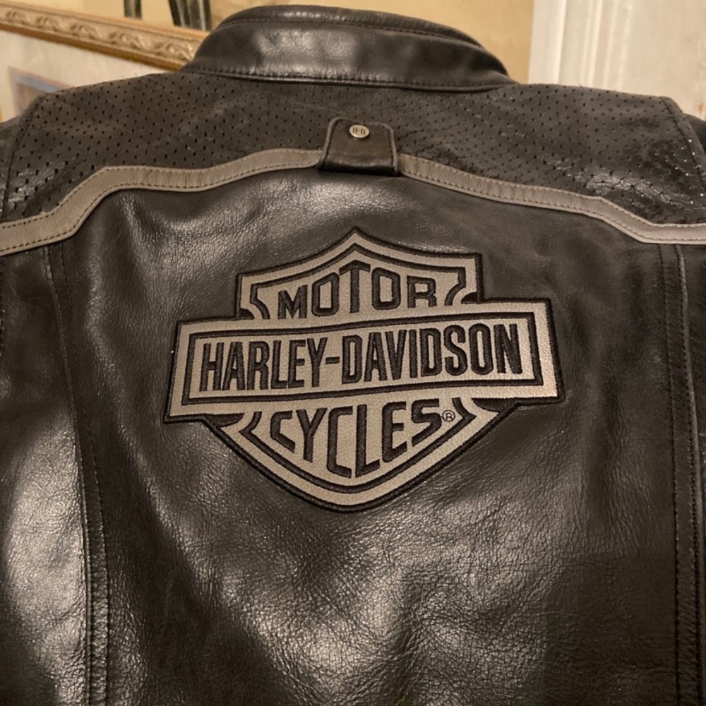 Harley Davidson Leather Jacket size Med
